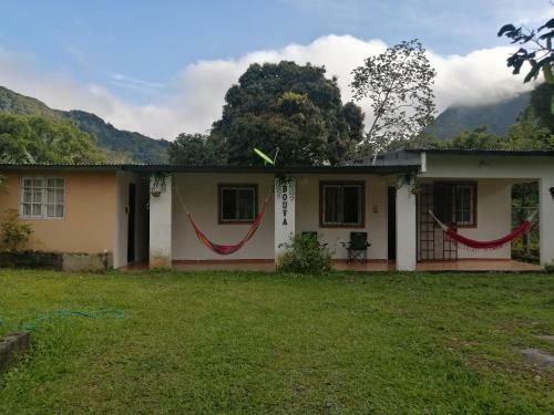 Albergue Casa Bouv�