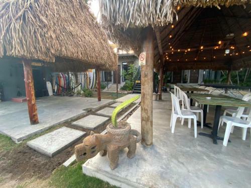 Bed & Breakfast San Carlos Surf Resort & Eco Lodge