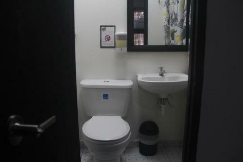 Eden`s Garden Hostel