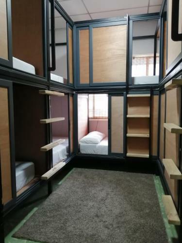 Eden`s Garden Hostel