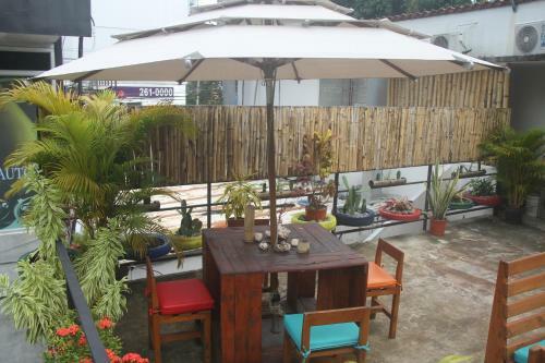 Eden`s Garden Hostel