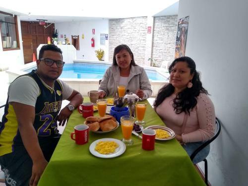 Hostal Hospedaje Casa Blanca Beach