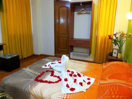 Jultom Inn Hotel & Suites