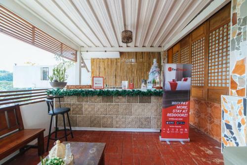 Hotel Reddoorz Plus @ Altaroca Antipolo