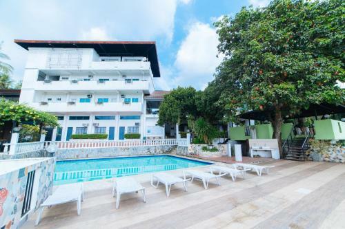 Hotel Reddoorz Plus @ Altaroca Antipolo