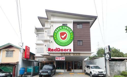 Hotel Reddoorz Plus @ Diola Villamonte Bacolod