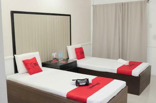 Hotel Reddoorz Premium @ Wireless Mandaue Cebu