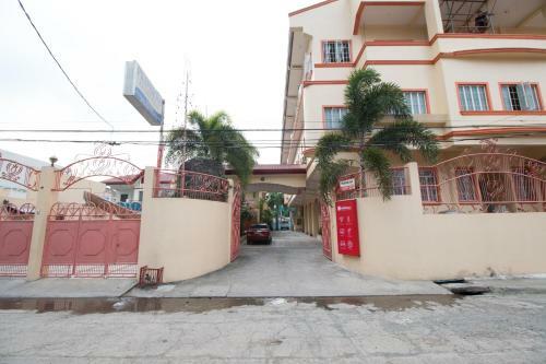 Hotel Reddoorz @ Solemar Pansol Calamba