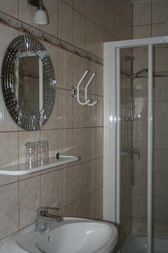 Hostal Nautilus �tterem �s Panzi�