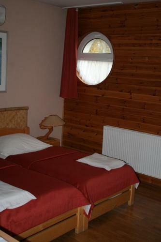Hostal Nautilus �tterem �s Panzi�