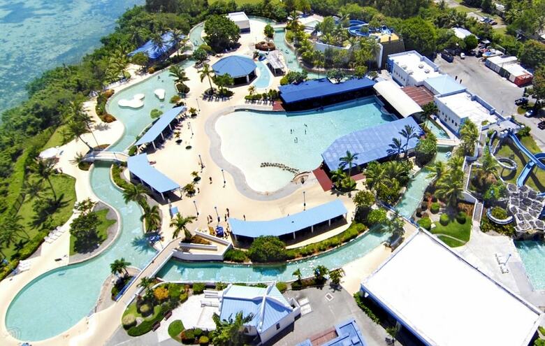 Hotel Onward Beach Resort