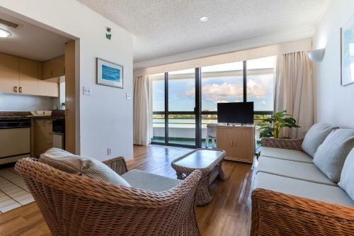 Hotel Alupang Beach Tower