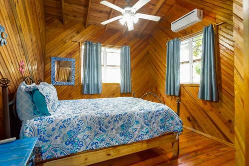 Hostal Guava Grove