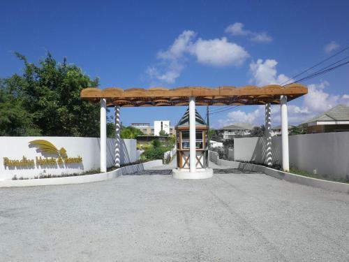 Paradise Beach Hotel