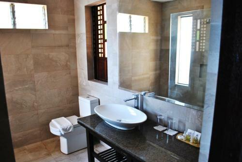Hotel Altamare Dive And Leisure Resort Anilao
