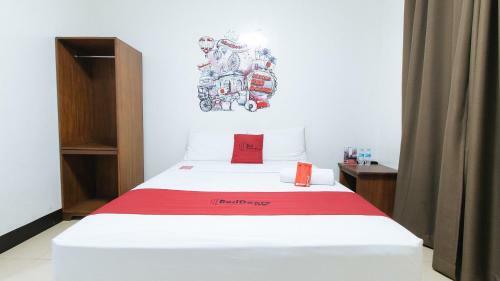 Hotel Reddoorz Plus @ Edsa Congressional