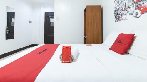 Hotel Reddoorz Plus @ Edsa Congressional