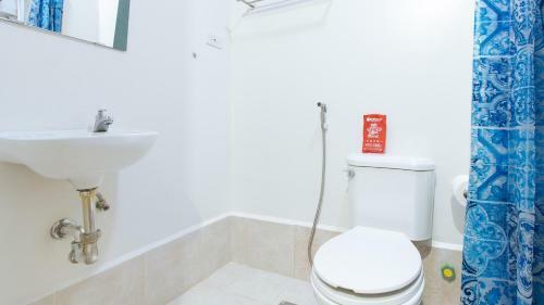 Hotel Reddoorz Premium @ Smdc Fairview 2