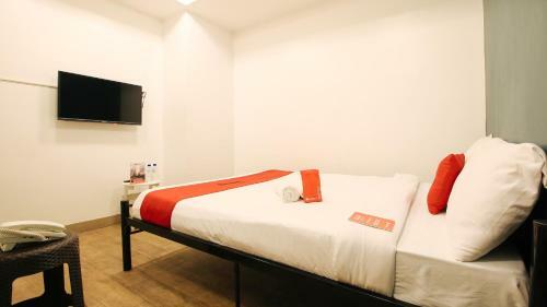 Hotel Reddoorz Plus @ San Marcelino Malate