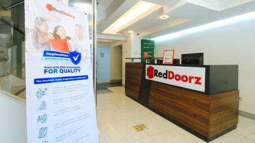Hotel Reddoorz Plus @ San Marcelino Malate