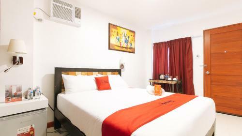 Hotel Reddoorz Near Mercado Del Lago