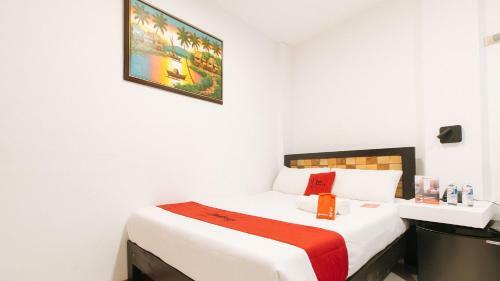 Hotel Reddoorz Near Mercado Del Lago