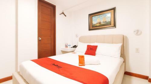 Hotel Reddoorz Near Mercado Del Lago