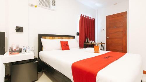Hotel Reddoorz Near Mercado Del Lago