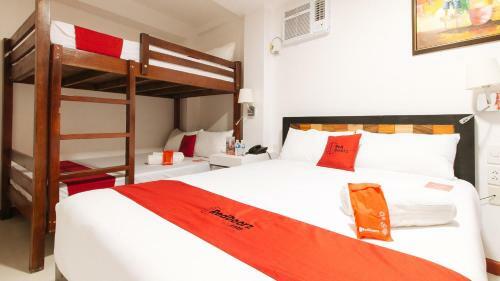 Hotel Reddoorz Near Mercado Del Lago