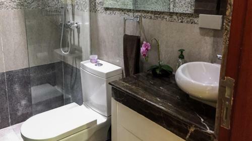 Luxury 4-bedroom Villa In Mactan Cebu