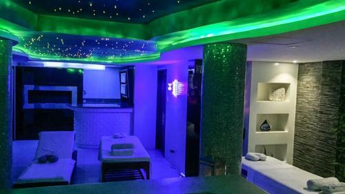 Luxury 4-bedroom Villa In Mactan Cebu