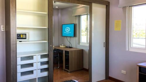 Luxury 4-bedroom Villa In Mactan Cebu