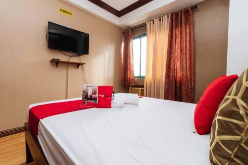Hotel Reddoorz @ Moonwalk Paranaque