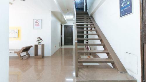 Hotel Reddoorz @ Kassel Para�aque