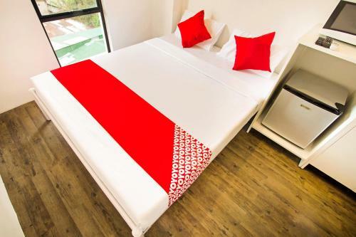 Hotel Oyo 518 Mytown Amsterdam