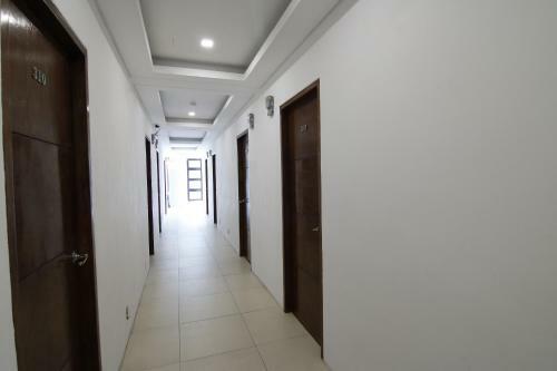 Oyo 108 Spiral Suites (Quarantine Hotel)