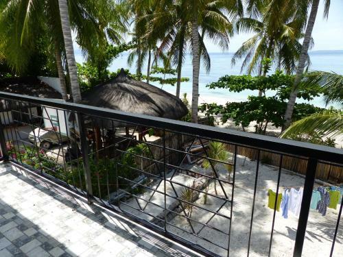 Hotel D & B Bluestar Beach Resort