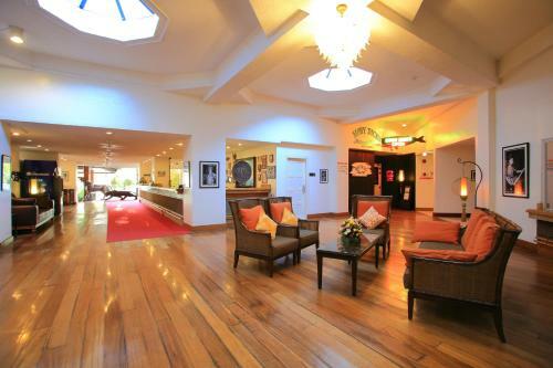 Hotel Wild Orchid Beach Resort