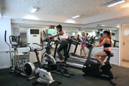 Hotel Wild Orchid Beach Resort