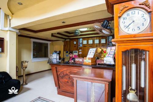 Hotel Zen Rooms Palm Tree Olongapo