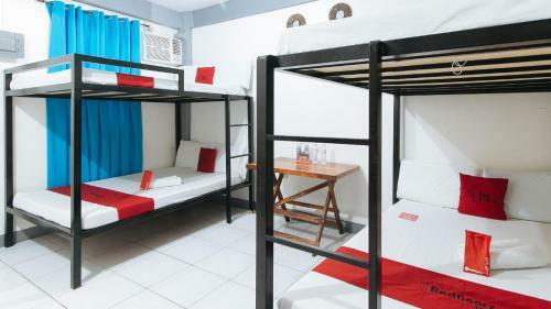 Hotel Reddoorz @ Gaea's Apartment Panglao