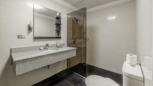 Hotel Golden Palm Resort