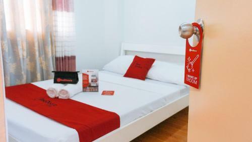 Posada Reddoorz Plus Near Talisay Town Center