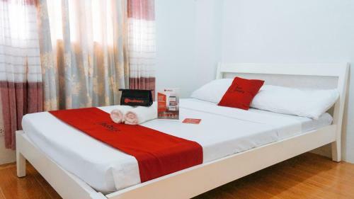 Posada Reddoorz Plus Near Talisay Town Center