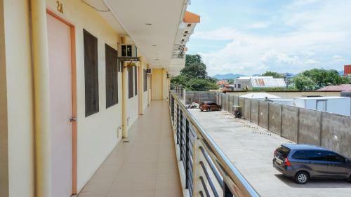 Posada Reddoorz Plus Near Talisay Town Center