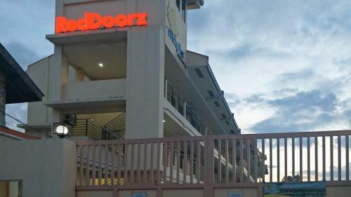 Posada Reddoorz Plus Near Talisay Town Center