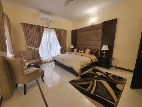 Hostal Royal Villa F-10/2