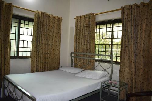 Hostal Paramid I