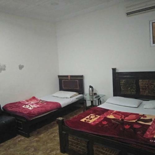 Hostal Al Abbas Guest House