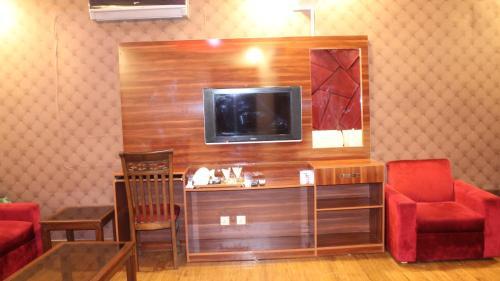Hotel Comfort Inn (r)